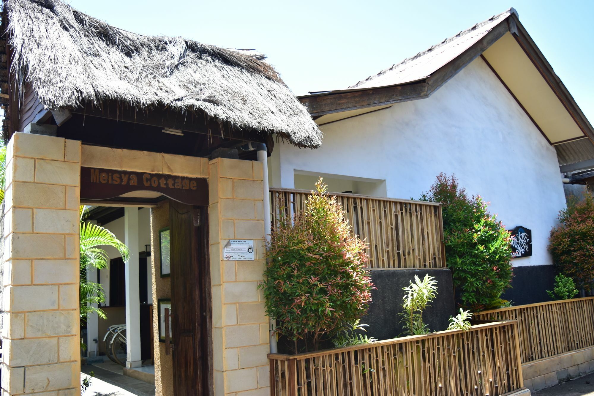 Meisya Cottage Джили Трауанган Екстериор снимка